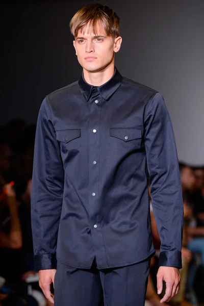 Look 23